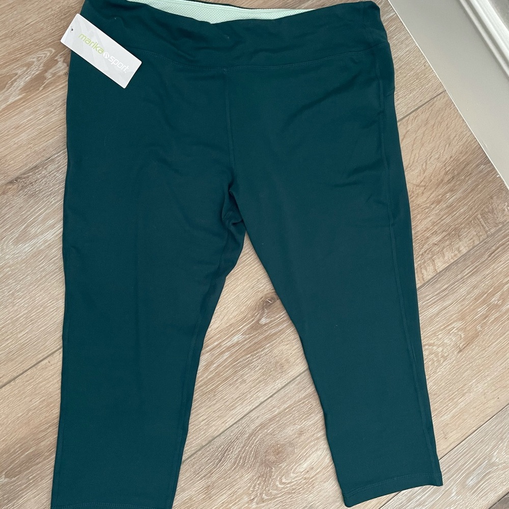 Marika leggings size XL